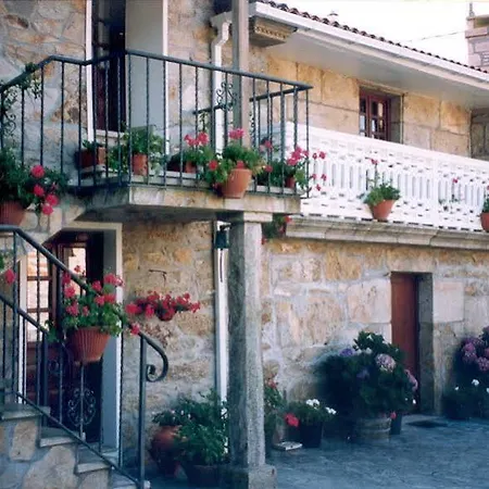 Casa Raul Lires