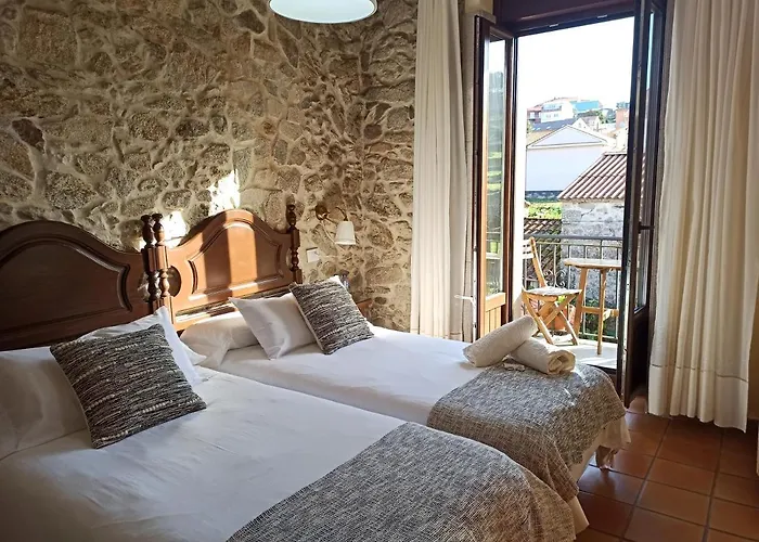 Πανσιόν Casa Raul Lires